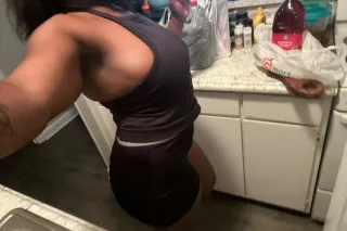 offering massages and housecleaning photo 9