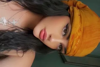 Sexy foreign beauty