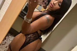 Providence🌴🇹🇹Busty Trinidadian🇹🇹 Squirter💦ASS SMOTHERING🍑🤐38DD🍒FaceTime shows📲Foot Fetish Service🦶🏽 photo 3