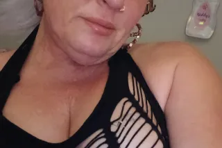 last night fellas im closeing downsome time tonight but keep watch my sxit post i want all my fans to see how much i appreciate them just a short clip for yall😋 photo 8