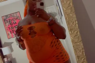 💦💰😩E HERE TO MAKE YOU FEEL GOOD DADDY💋🤪‼ photo 2