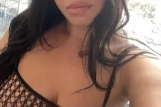 Salem/Keizer/Albany💦📲🔥Available now🔥💦Green eyed Busty Playmate💦🔥Outcalls