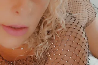 ✨ LEAVING SOON ✨ 😭 Let's enjoy sometime together 🥰😘 photo 3