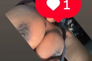 😍😍😍lay back & let me handle that dick daddy👅👅