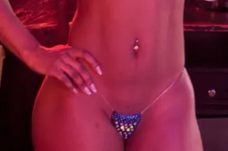 NO BARE. but looking for fun hmu🥰 photo 5