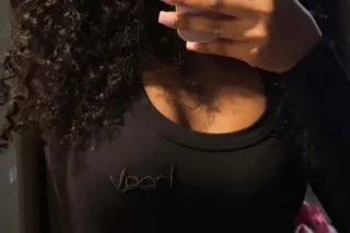NO BARE. but looking for fun hmu🥰