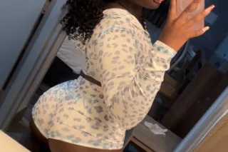 NIGERIAN HOT GYAL 💦🍫 OUTCALL