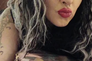 cardate and outcalls only qv special photo 3