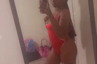 IM Back 😘🥰 Your favorite eater