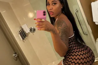 unforgettable "HEY daddy where you at 💦👀 photo 3