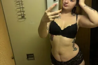 Island girl photo 2