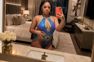 Polynesian pussy💦💦🍑 photo 3