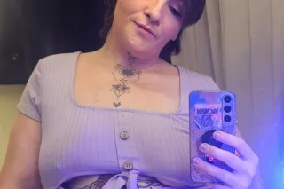 Unforgettable PAWG with Charisma & Ass for days photo 2