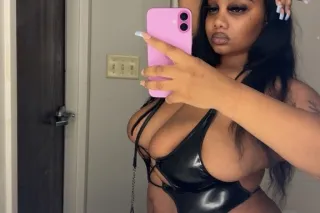 💎NEW IN TOWN 💎 catch me before i leave photo 6