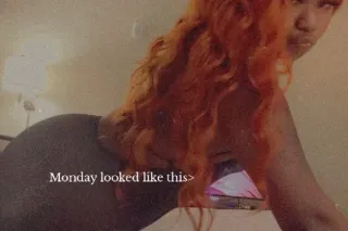 NEW AROUND 🍑💦 5'0 👅PETITE 🫦FUNSIZED FAT BOOTY SLIM THICK CHOCOLATE SLUT 🛎🍫💦🍑 photo 2