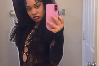 NASTY LIGHT BRIGHT 👀💋 photo 2