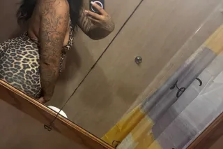 Early Thursday Thick Thighs & Fat Ass👅💦💦💦Moist Massages & More💗❤️❤️🤐🍑 photo 4