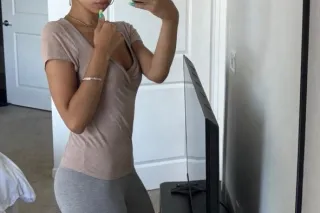 Latina Wet Creamy Pussy💦😋 photo 2