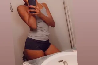 Pretty Soft Smooth Brown Skin , Discreet, Sexy , Unforgettable Company photo 3