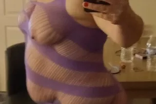 Cum bounce my bubble butt! photo 4