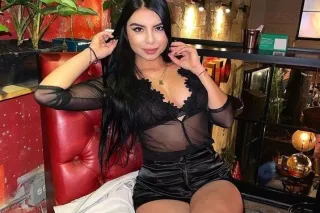 COLOMBIANA JUGUETONA photo 4