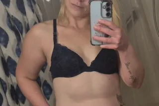 Outcall available, I'm curvy and cute with a big booty ;)