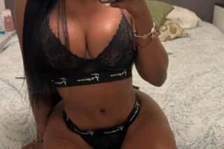 👄👅SOY LA REINA DE LA MAMADA💦🍆Tambien disdruta de un buen trio de hermanas 😈😈💋👅 🍆👅