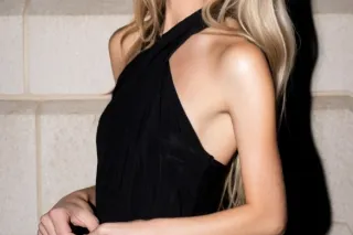 100 percent norwegian model looking for mutually beneficial fun photo 4