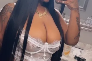 💫𝐍𝐄𝐖 𝐈𝐍 𝐓𝐎𝐖𝐍📲💕 CUM TO THE STAR & SLUT ME OUT 💙