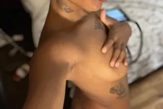 70QV limited time ends @1am😈 Grip Queen 👑 🎀 𝓦𝓪𝓽𝓬𝓱 𝓜𝓮 𝓑𝓵𝓸𝔀 𝓑𝓾𝓫𝓫𝓵𝓮𝓼 🫧𝓦𝓲𝓽𝓱 𝓨𝓸u𝓻 𝓓𝓲𝓬𝓴 𝓲𝓷 𝓜𝔂 𝓽𝓱𝓻𝓸𝓪𝓽💦 Tighter N Wetter Than Her ? photo 2