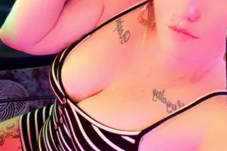 HEYY IM AVAILABLE COME SEE ME photo 3