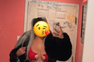 💕Amazing💎 Thick beauty💦Ready 2⃣ please⭐