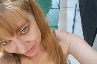 24/7 sexy redhead and Pink Kitty photo 4