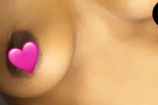 Slim, wet, honey babes🥰💦