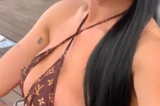 💣LA EXTROVERTIDA AMELIA AL FIN LLEGA A ORLANDO ORLANDO CON CHISPA Y DESCUENTOS photo 2
