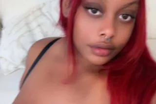 Juicy Tee👅 FAMOUS PORN SLUT 🫦 photo 10