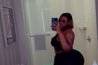 Juicy Tee👅 FAMOUS PORN SLUT 🫦 photo 8