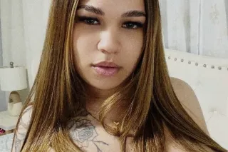 I'm available, daddy. photo 3