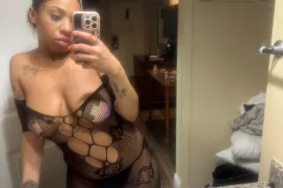 𝐒𝐰𝐞𝐞𝐭 𝐥𝐢𝐤𝐞 𝐡𝐨𝐧𝐞𝐲 Available 24/7 🍯💦💦 photo 3