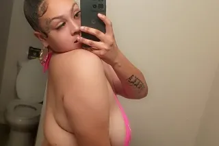 HOT N JUICY WAITING ON YOU photo 3