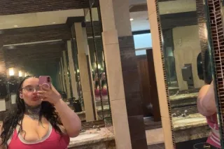 BBW SNOWBUNNY photo 6