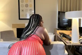 YOUR FAV IS BACK 🥳😝 BUT NOT FOR LONG! Catch me while im here 😉😜 photo 4