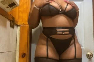 Thicke Brown Beauty 🤎