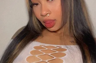 New in town 😘✨🍯 photo 2