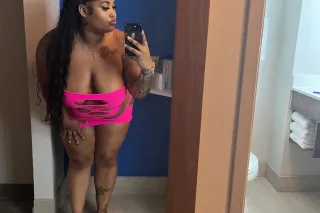 ⭐Incalls Outcalls Car Dates + FaceTime Shows✨🏆🥂#1 Gєитlємєи'ѕ Choicє🏆😈LAST NIGHT IN TOWN DADDY🫶🏽