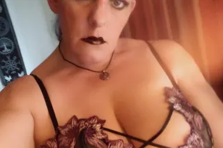 Temps UP, clothes OFF, rates DOWN! DISCOUNT SUNDAYS photo 5